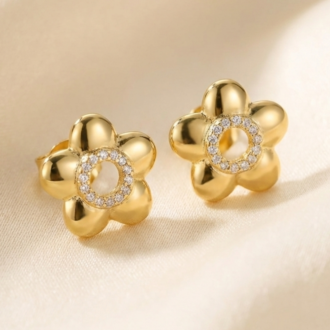 Van Cleef Tarzı Gold Kaplama Papatya Çiçek Stud Küpe
